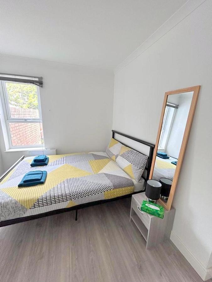 New Florence Rooms Mitcham Εξωτερικό φωτογραφία